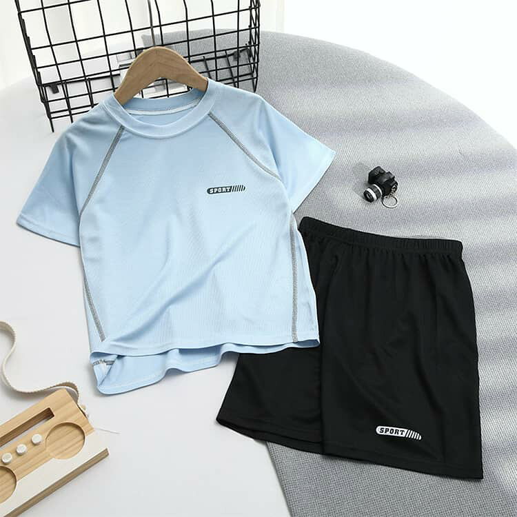 スポーツウェアキッズキッズサッカー男の子セットアップTシャツ上下セットパンツ薄手女の子ジュニアショートパンツハーフパンツトレーニングウェア半袖Tシャツ半袖半ズボン子供服体操服