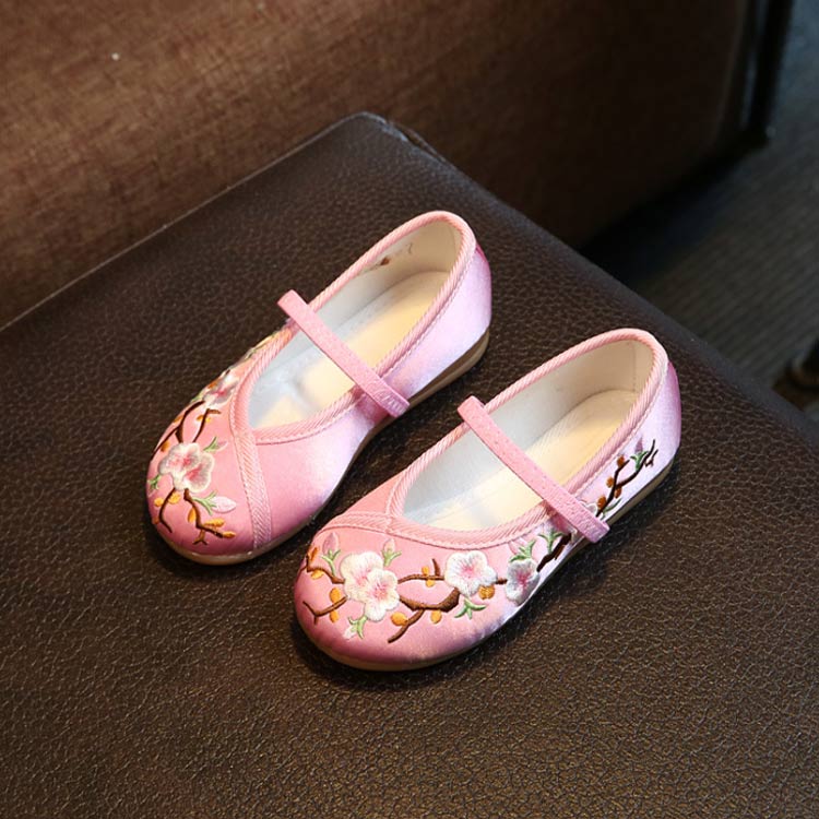 ホワイト着物女児痛くない子供キッズ和柄の靴古典女の子可愛いピンク子供ブルーお正月桜刺繍花柄履物こどもかわいいひな祭り靴和装和服履きやすい七五三チャイナ靴唐装漢服草履