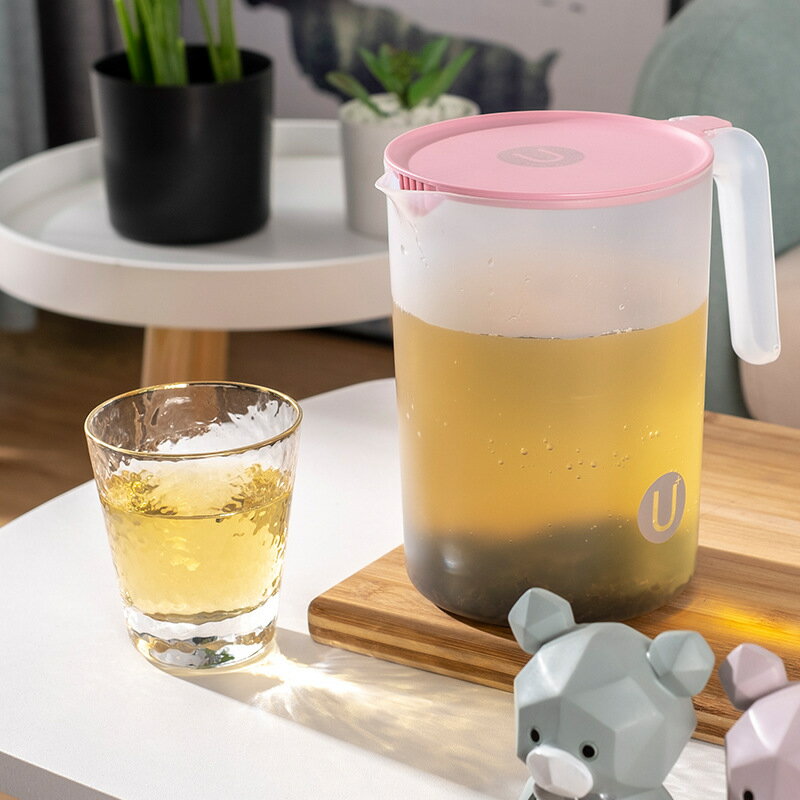 ポット ピッチャー 冷水筒 2/2.5L 麦茶ポット スリム 大容量 透明 冷水ポット 蓋付き 洗いやすい スリム ウォーターピッチャー プラスチック おしゃれ 広口設計 熱湯可 透明 大容量 冷蔵庫ポット 割れない ドリンクポット