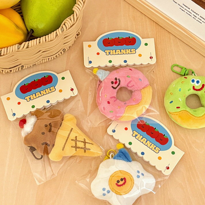 5点セット キーリング キーホルダー マスコート ストラップ 男女兼用 おもしろ 可愛い プレゼント 贈り物 イベント ぬいぐるみ 毛糸の飾り チャーム 鞄飾り フェイクフード アイスクリーム ドーナツ 目玉焼き プレッツェル クロワッサン バゲット ナイフ フック