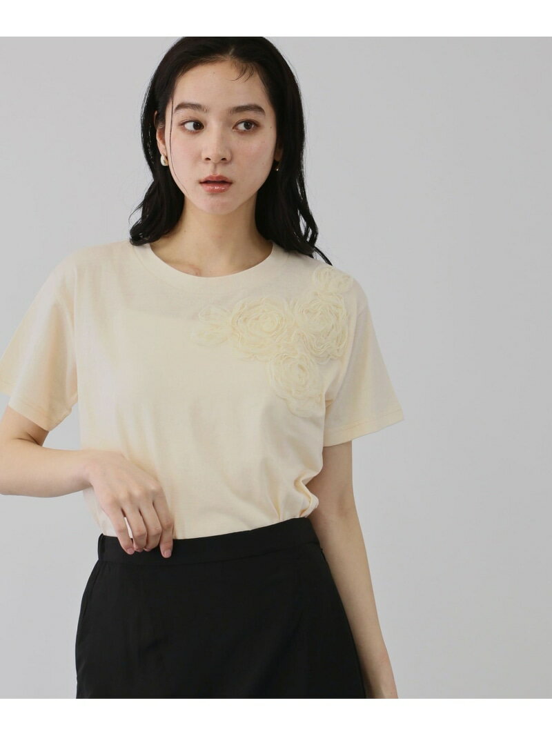 Rakuten - 【SALE／20%OFF】チュールフラワーモチーフプルオーバー QUEENS COURT クイーンズコート トップス カットソー・Tシャツ イエロー ブラック ホワイト【RBA_E】【送料無料】[Rakuten Fashion]