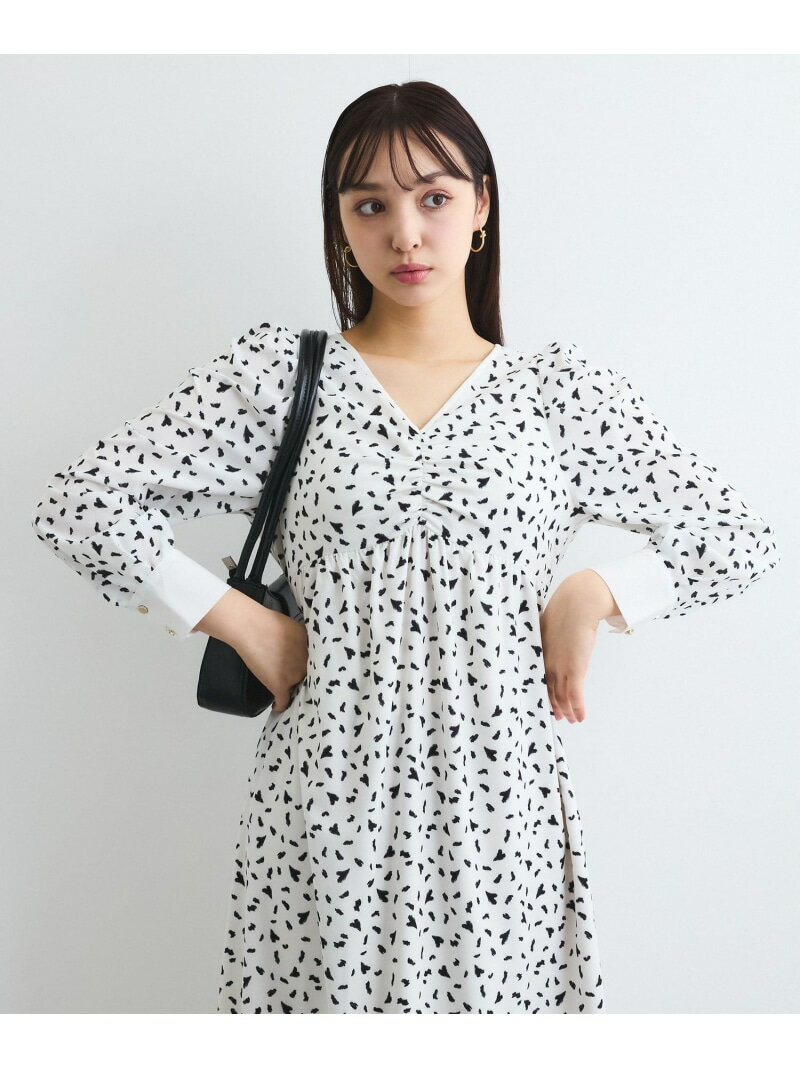 Rakuten - 【SALE／50%OFF】ジオメトリックハートプリントワンピース≪手洗い可能≫ QUEENS COURT クイーンズコート ワンピース・ドレス ワンピース ブラック ホワイト【RBA_E】【送料無料】[Rakuten Fashion]