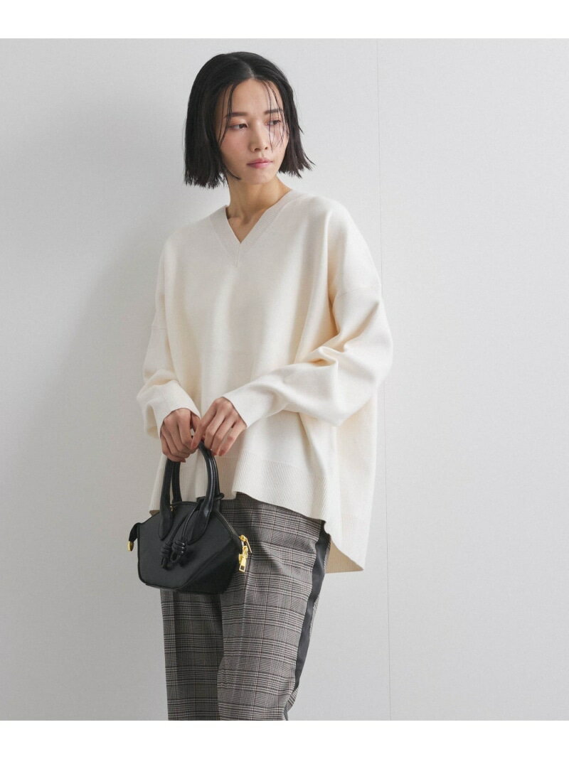 ダブルジャカードVネックニット≪手洗い可能≫ VICKY ビッキー トップス ニット レッド ホワイト グレー