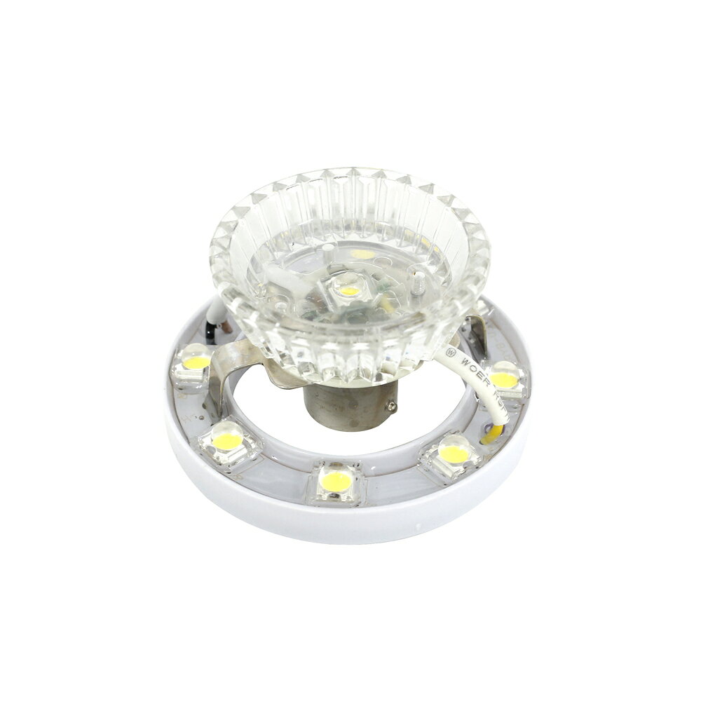 DC12V/24V共用LED光源LED9個 商品説明 ●既存のマーカーランプの電球と取り替えて使用するユニット。 ●リフレクターをクリアにし、中心にLEDを追加することで、マーカーランプ先端の明るさを大幅にアップさせる。 ●高輝度LED採用で、当社製品のLEDユニットクリアリフレクター 24Vシリーズ（CE-1?5・7）を凌ぐ明るさ。 ●電圧による明るさの変化を防止する定電流回路を採用。 ●口金：BA15s ●意匠登録 第1507662 ●主材質：アクリル・鉄（亜鉛メッキ） ●重量：約40g ●定格電圧範囲：DC10〜32V ●定格電流：（DC14V時）約100mA／（DC28V時）約60mA ※この商品はユニットのみであり、レンズは本製品には含まれません。装着例はミリオンDXマーカークリア（CV-121）を使用しての点灯イメージです。