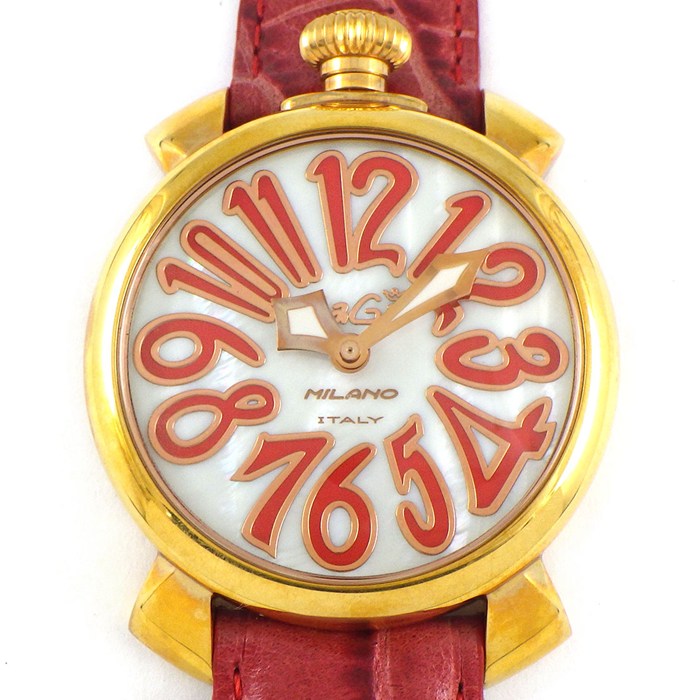 【最大1万円OFF★スプリングセール】 ガガミラノ GaGa MILANO 腕時計 マヌアーレ 40mm 5021.5 夜光針 ホワイトシェル文字盤 SS レッド レザーベルト クオーツアナログ 【中古】