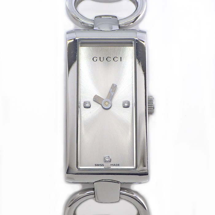 乐天商城 - グッチ GUCCI 腕時計 トルナヴォーニ 119 バングルウォッチ ホースビット 3ポイント ダイヤインデックス レクタンギュラー サンレイ シルバー文字盤 SS クオーツアナログ 【中古】