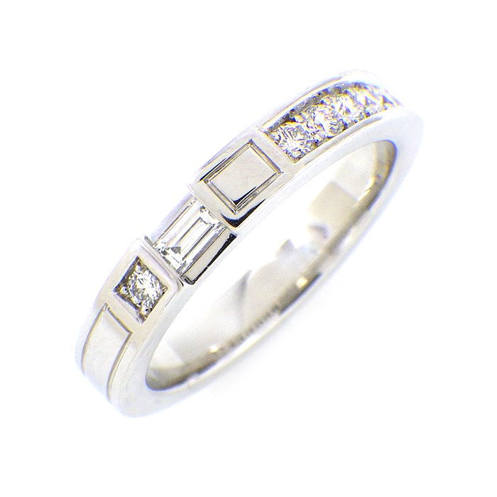 ハリーウィンストン HARRY WINSTON リング トラフィック アクセント 1ポイント バゲットカット ダイヤモンド 7ポイント ダイヤモンド 計約0.22ct PT950 8.5号 【箱・保付き】 【中古】のサムネイル
