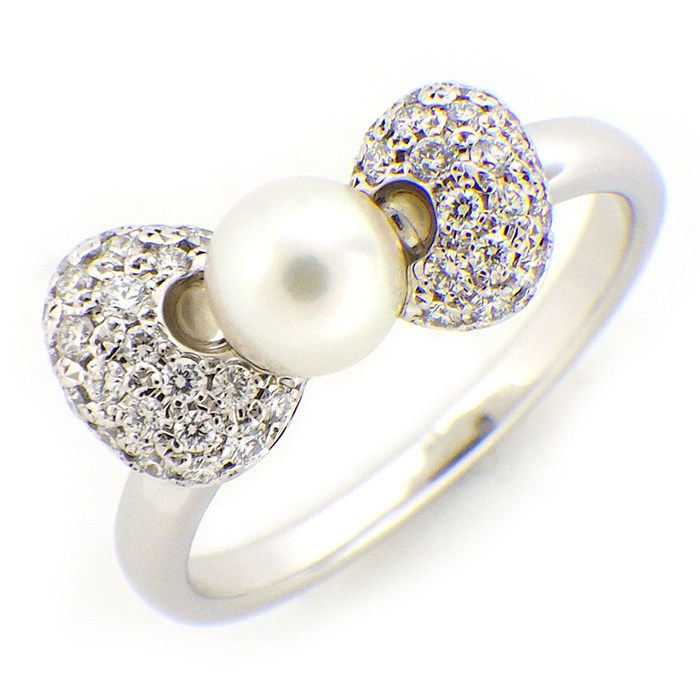 ミキモト MIKIMOTO リング ハローキティ コラボ サンリオ リボン ボウ モチーフ 2014年限定 パール 5.3mm珠 パヴェ ダイヤモンド K18WG 15号 【中古】