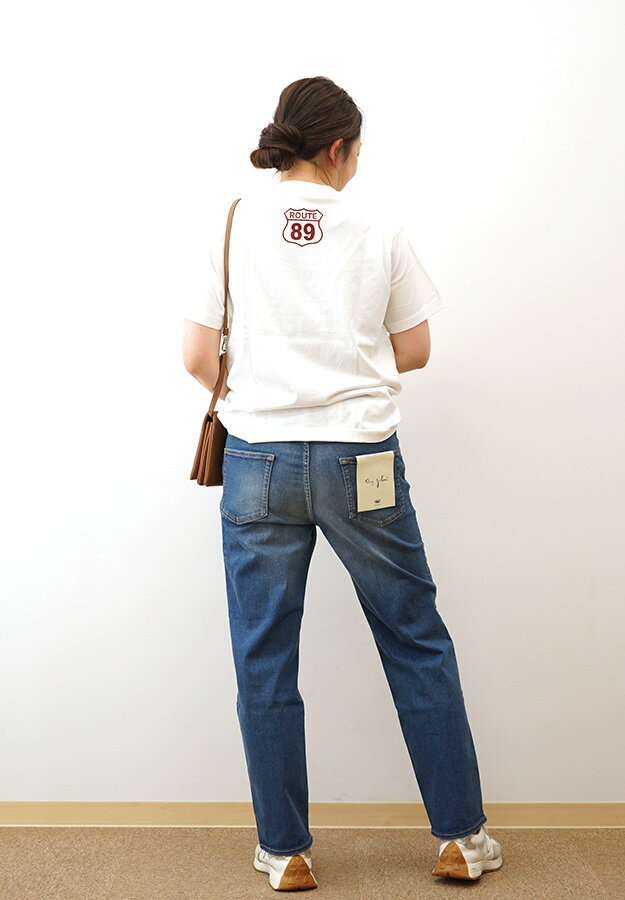 BIG JOHN（ビッグジョン） STRAIGHT LEG レディース メンズ ストレートレッグ ジーンズ デニム ジーパン パンツ ストレッチ シンプル 股上深め 仕事 伸縮性 伸びる 柔らかい 履き心地 動きやすい ジップフライ 日本製 【MML104K】