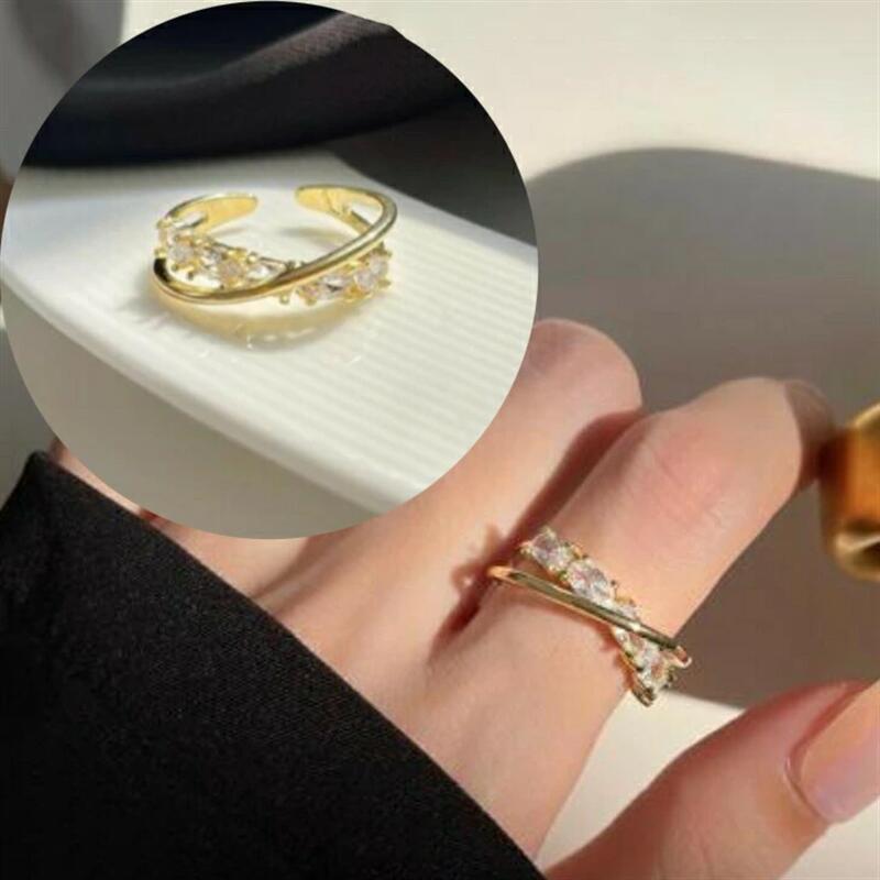 Rakuten - クロスデザインラインストーンカジュアルリング　　大人　かわいい　普段使い　パーティー　プレゼント　レディース