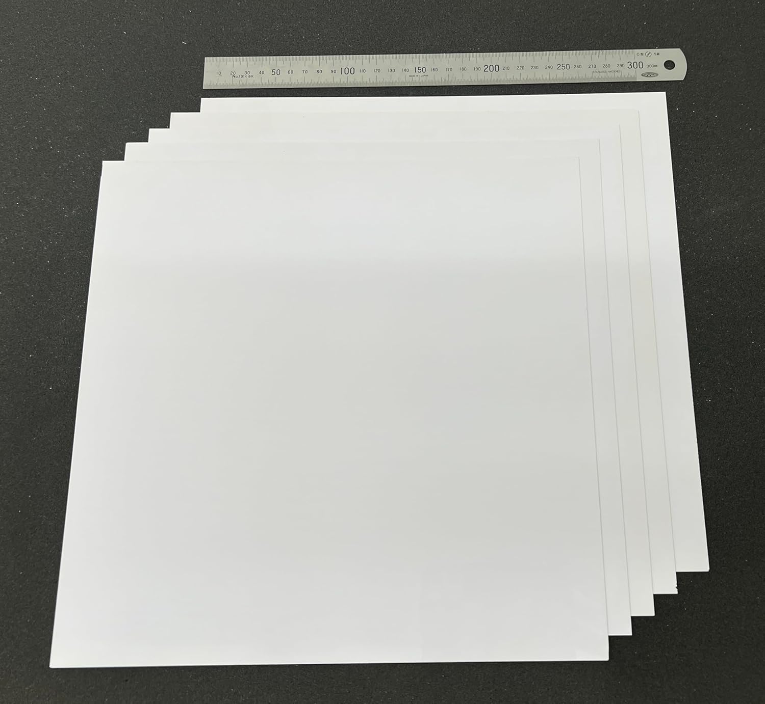 KP-BZR-2 塩ビプレート 320mmx320mm 白 (厚さ0.5mm) 5枚セット 不透明 塩ビ板　表示板　サイン　広告板　通路表示