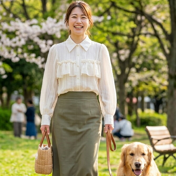 Rakuten - パール使いシャドーストライプブラウス（ベージュ）