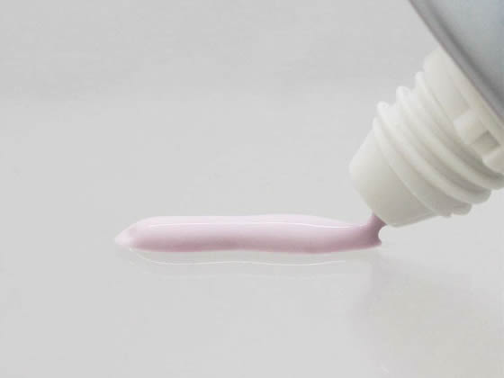 ロート製薬 スキンアクア トーンアップ UVエッセンス UVカット 日やけ止め サンケア UVケア スキンケア