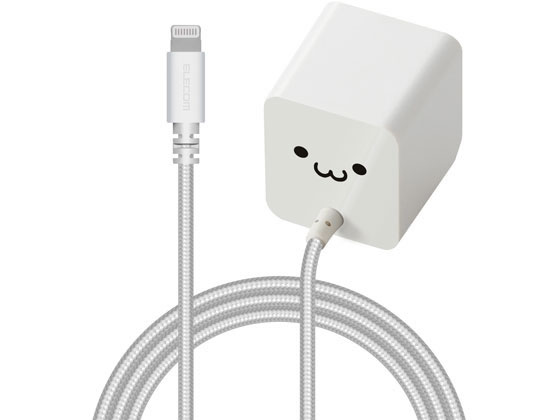 【商品説明】家庭用コンセントからLightningコネクタ搭載のiPhone、iPodやiPadを充電できるLightningケーブル一体型のAC充電器です。　携帯に便利なコンパクト設計のキューブ型デザインを採用しています。　Lightningケーブル一体型なので、別途ケーブル等を用意することなく使用可能です。　壁面のコンセントに接続してもゆとりのあるケーブル長1．5mを採用しています。【仕様】●対応機種：Lightningコネクタから12W（5V／2．4A）までの出力で充電、使用可能な機器　●コネクタ形状：Lightningコネクタ　●定格入力電圧：AC100−240V　50／60Hz　●定格入力電流：0．4A　●定格出力電力：12W　●定格出力電圧：5V　●定格出力電流：2．4A　●外形寸法：約　幅40mm×厚み36mm×高さ36mm　※ACプラグ収納時　●重量：約　76g　●ケーブル長：約1．5m　●カラー：ホワイトフェイス　●コンセントプラグ仕様：90度スイング構造／耐トラッキングスリーブ付　●認証：MFi　●法令：◇PSE　特定電気用品　●使用可能地域：日本　●保証期間：1年　●その他：断線に強い高耐久ケーブル採用・コンパクトなキューブ型【備考】※メーカーの都合により、パッケージ・仕様等は予告なく変更になる場合がございます。【検索用キーワード】エレコム　ELECOM　えれこむ　iPhone充電器　2．4A出力　ライトニングケーブル　一体型　1．5m　高耐久　断線しにくい　ホワイトフェイス　S89265iPhone、iPodやiPadを充電できるAC充電器
