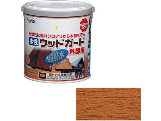 【商品説明】●木目を生かした美しいステイン仕上げができ、日光や雨に強く耐候性が優れています。●シロアリ、キクイムシ、腐れ、カビに対して、長期間強い効果を発揮します。●撥水剤の配合により、塗装直後から長期間撥水性を維持し、木部を保護します。●水性で塗りやすく、低臭タイプの木部専用塗料です。●安全性を配慮した薬剤を使用しています。【仕様】●内容量：0．7L●カラー：ライトオーク　02●重量：900g●標準塗り回数：2回塗り●光沢：ツヤ消し●塗膜の仕上がり：半透明●塗料タイプ：水性アクリルウレタンエマルション樹脂塗料●乾燥時間：夏期　約2時間／冬期　約3時間●塗り重ね時間の目安：夏期　1〜3時間／冬期　2〜4時間●塗り面積（2回塗り）：3〜5m2　（タタミ1．8〜3枚分）【備考】※メーカーの都合により、パッケージ・仕様等は予告なく変更になる場合がございます。【検索用キーワード】アサヒペン　水性ウッドガード外部用　0．7L　ライトオーク　02　ウッドガード　水性　水性塗料　塗料　ペンキ　屋外　屋外用　外部　外部用　撥水　耐候　1個　1缶　ブラウン　茶　茶色　木部　木製品　木部保護塗料　木部専用　園芸　ガーデン　作業　DIY　建築　作業用品　金物　塗装内装　内装　X541MN強力な撥水効果や防蟻効果で木部をしっかり守る！