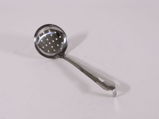 【お取り寄せ】カンダ (M) 汁杓子 穴明 カギ付 中 055013 調理道具 キッチン雑貨