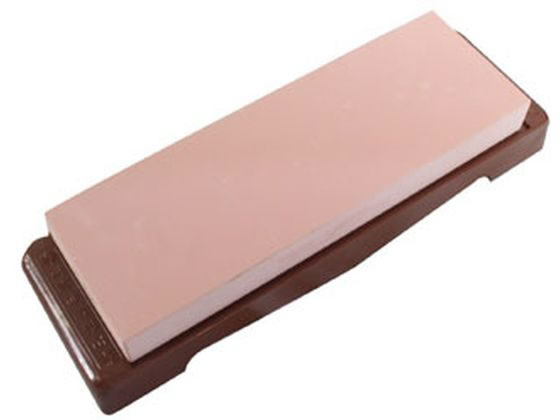 【仕様】●本体サイズ：257x86x45（mm）●本体重量：780g●粒度：3000●生産国：日本【備考】※メーカーの都合により、パッケージ・仕様等は予告なく変更になる場合がございます。【検索用キーワード】ナニワ研磨　スーパー砥石　台付　S3000　IN−2230　X514SN人造砥石の限界を超えた研ぎ味は天然砥石のまったりとした本格派の仕上砥です。