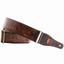 RightOn! STRAPS ALLIGATOR BROWN フェイクのスキンやレザーは、天然皮革よりも多くのカラーオプションやスタイルを可能にします。 このストラップはワニ革のデザインがエレガントでさりげない個性を演出します。 また、シンプルなデザインでギターの美しさをより一層際立て、ベルトや靴に合わせたコーディネートも楽しめます。 クラシック・ロックやカントリー・ミュージックのステージでも映えるオーセンティックなルックスを実現しています。 高品質な素材を使用し、100%動物性素材を使用しておりません。 両端にピックホルダーを内蔵し、エッジングを施した新しいコンセプトシリーズです。 ※商品の仕様、価格並びに付属品などは予告なく変更することがあります。 ～ブランド紹介～ RightOn! STRAPS（ライトオン！ストラップス）は、スペインでファッションブランドを手がけるGilcar社のブランドとして、2012年に生まれました。 Gilcar社はDiesel、Zara、Massimo Dutti、Mango、Desigual、Adolfo Dominguez、Carolina Herrera等の国際的なブランドのベルト、バッグ、ブレスレットを始め、多岐にわたる革製品を作っております。品質に厳しいアパレル市場に製品を供給してきた歴史は40年以上に渡ります。 【Spec】 ・幅6cm ・長さ95 cm - 150 cm ※商品画像はサンプルです。 ★掲載の商品は店頭や他のECサイトでも並行して販売しております。在庫情報の更新には最大限の努力をしておりますが、ご注文が完了しましても売り切れでご用意できない場合がございます。 　また、お取り寄せ商品の場合、生産完了・メーカー価格改定などの理由でご用意できない場合がございます。 　その際はご注文をキャンセルさせていただきますので、予めご了承くださいませ。 ★お届け先が北海道や沖縄、その他離島の場合、「送料無料」と表記の商品であっても別途中継料や送料を頂戴いたします。その際は改めてご連絡を差し上げますのでご了承ください。