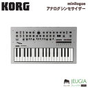 minilogue 新たに開発されたアナログ・シンセサイザー回路が実現したのは、ポリフォニック、フル・プログラマブル、そしてプライス。それはつまり、現代のミュージシャンのニーズそのものです。minilogueなら、本物のアナログにしか出せない強力なサウンドを、誰もが手に入れることができます。 本物のアナログ・サウンド。 minilogueのために設計された、新開発のアナログ・シンセサイザー回路。それは、およそ誰も体験したことのない新たなシンセサイザー体験をもたらします。このクラスではあり得ない、4ボイス・ポリフォニックの実現。そして、アクセシビリティを追求したパネル・インターフェイス。ライブや制作、あらゆるシチュエーションのプレイヤーが実用できる本物のアナログ・シンセシスを、最もスピーディに提供します。 フル・プログラマブル。 minilogueなら、プログラムを選択するだけで簡単に、強力なプリセット・サウンドにアクセスできます。シンセサイザーの深い知識は必要ありません。サウンドを選択して、あとは好きにノブをいじるだけです。それは今日のミュージシャンにとって最も親和性が高いワークフローでしょう。プログラムは200まで（100のプリセット・プログラムと100のユーザー・プログラム）保存することが可能です。 ボイス・モード。 4ボイスを自在に組み合わせて演奏できるボイス・モード機能を搭載しています。4音ポリフォニーでコードを鳴らすPOLY、ユニゾンさせて太い低音やリード・サウンドを作り出すUNISON、サブ・オシレーターでベースに最適なMONO、遅延させながらトリガーするDELAYなど、ボタン切り替えひとつで様々な効果を得ることができます。 16ステップ・シーケンサー。 たとえあなたが堪能なキーボード・プレイヤーでなかったとしても大丈夫です。モーション・シーケンス機能付きの直感的16ステップ・ポリフォニック・シーケンサーで、誰もがクリエイティビティを獲得できます。オーバー・ダブ可能なリアルタイムRECや、鍵盤を順番に弾くだけで打ち込めるステップRECに対応し、フレーズ・メイクやパフォーマンスで活躍します。 サウンドを視るオシロスコープ。 有機ELディスプレイには、音を電気信号の波形として表示するオシロスコープ機能を搭載しています。パラメーターの変化をリアルタイムに目で追う、その視覚フィードバックはシンセサイザーの原理の理解を助けるとともに、中毒的な楽しさをもたらします。 ビルド・クオリティ。 なめらかで美しい2mm厚のアルミニウム・フロント・パネル、メタル・シャフトを備えたポット、ラバー加工でグリップ感のあるノブ、頑強なピンカド材のウッド・リア・パネル。こだわりのビルド・クオリティが、スタイリッシュなデザインと、長いツアーを戦い抜くタフネスを実現しました。 グルーヴ・マシンとシンク。 スタンダードなMIDI端子のほか、コルグのグルーヴ・マシンと手軽に接続できるシンク端子を装備。volcaシリーズやelectribe、SQ-1などのマシンと接続し、シーケンサーを同期再生してセッションが可能です。 専用のソフト・ケース。 minilogueの持ち運びに便利な専用ソフト・ケースを用意しています。 主な仕様 ■鍵盤：37鍵（スリム鍵盤、ベロシティ対応） ■音源：アナログ音源 ■最大同時発音数：4ボイス ■プログラム：200（工場出荷時は100のプリセット・プログラムと100のユーザー・プログラム） 各プログラムにはボイス・モードとシーケンス・データの設定を含む 最大8つのフェイバリット・プログラムを登録可能 ■ボイス・モード：8（POLY、DUO、UNISON、MONO、CHORD、DELAY、ARP、SIDE CHAIN） モードごとにそれぞれ異なるパラメーターを変化させるVOICE MODE DEPTH ■主なシンセ・パラメーター VCO1：OCTAVE、WAVE（SAW / TRIANGLE / SQUARE）、PITCH、SHAPE VCO2：OCTAVE、WAVE（SAW / TRIANGLE / SQUARE）、PITCH、SHAPE VCO2 MODULATION：CROSS MOD DEPTH、PITCH EG INT、SYNC、RING MIXER：VCO1、VCO2、NOISE FILTER：CUTOFF、RESONANCE、EG INT、FILTER TYPE（2-POLE / 4-POLE）、KEYTRACK、VELOCITY AMP EG：ATTACK、DECAY、SUSTAIN、RELEASE EG：ATTACK、DECAY、SUSTAIN、RELEASE LFO：WAVE（SAW / TRIANGLE / SQUARE）、EG MOD（INT / RATE / OFF）、RATE、INT、TARGET（PITCH / SHAPE / CUTOFF） DELAY：HI PASS CUTOFF、TIME、FEEDBACK、OUTPUT ROUTING（POST FILTER / PRE FILTER / BYPASS） ■シーケンサー：16ステップ・ポリフォニック・シーケンサー 最大4つのパラメーターをモーション・シーケンス可能 ■コントロール：パラメーターへ即時アクセス可能な41個の専用パネル・コントロール プログラムごとに異なるパラメーターを変化させるスライダー ■ディスプレイ：オシロスコープ機能付き有機ELディスプレイ ■入出力端子： ヘッドホン端子（ステレオ・フォーン・ジャック） OUTPUT端子（モノラル・フォーン・ジャック） AUDIO IN端子（モノラル・フォーン・ジャック） SYNC IN端子（3.5mm ミニ・ジャック） SYNC OUT端子（3.5mm ミニ・ジャック） MIDI IN端子 MIDI OUT端子 USB B端子 ■電源：ACアダプター（DC9V）KA350 ■消費電力：8 W ■外形寸法：500 (W) x 300 (D) x 85 (H) mm ■質量：2.8 kg ■付属品：ACアダプター KA-350 ※商品画像はサンプルです。 ★掲載の商品は店頭や他のECサイトでも並行して販売しております。在庫情報の更新には最大限の努力をしておりますが、ご注文が完了しましても売り切れでご用意できない場合がございます。 　また、お取り寄せ商品の場合、生産完了などの理由でご用意できない場合がございます。 　その際はご注文をキャンセルさせていただきますので、予めご了承くださいませ。 ★お届け先が北海道や沖縄、その他離島の場合、「送料無料」と表記の商品であっても別途中継料や送料を頂戴いたします。その際は改めてご連絡を差し上げますのでご了承ください。