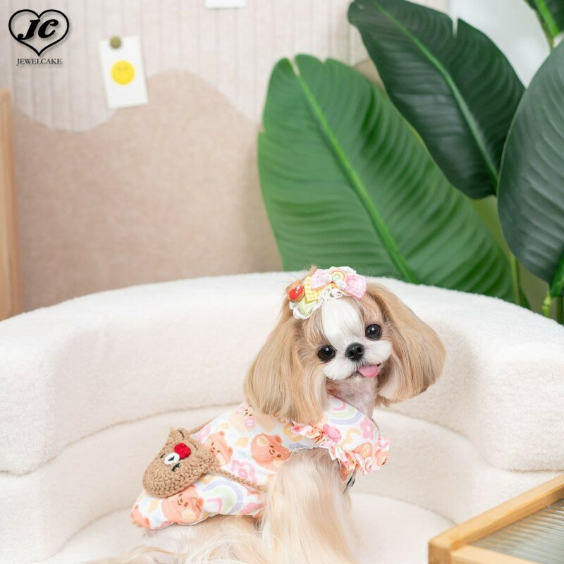 犬 ペットグッズ 小型犬 中型犬 小型犬用品 中型犬用品 子犬 人気 おしゃれ dog article cute for the small dog medium size dog small size dog dog goods pet goods for dogs for pets トイプードル トイプー チワワ ミックス犬 MIX犬 柴犬 ダックス ミニチュアダックスフンド ポメラニアン ポメ ミニチュアシュナウザー ヨークシャテリア ヨーキー シーズー マルチーズ フレンチブルドッグ フレブル キャバリア パグ パピヨン ピンシャー ボストンテリア ジュエルケイク 楽天 jewelcake JEWELCAKE Rakutenベアバッグ付きコート 〜&#128154;【JUNIOR PIE】2023 AW&#128154;〜 襟がリボンの形になっている カラフルなベアコート&#129528;&#10024; 背中には可愛いベアバッグが付いています&#10024; ■ カラー　(onecolor) ■ サイズ　XS/S/M/L/XL