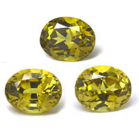 　 　 宝石 マリガーネットMali Garnet 重量 0．75CT前後 　 形状 オーバル 寸法 6．0x4．5mm前後 　 産地 マリ 硬度 7〜7．5 　 品質 VS 色相 A 　 備考 『 カラーストーンの品質と色相の表記について　』 　 　 【黄色石】【稀少石】【リーズナブルマリガーネット】 -------------------------------------------- ◆解らないことがございましたらお気軽にお問い合わせください。 　当店スタッフが丁寧にご説明させて頂きます。 ◆ジュエリー加工をご希望の方は、お気軽にご相談ください。 　≫≫クライム工房 ◆当店では 天然石 のダイヤモンド、ルビー、サファイア、エメラルド等 宝石の国 と呼ばれるタイをはじめ様々な地域から世界中の希少な宝石を直輸入価格にて販売しております。 クリスマス　お誕生日 にルースのみ、後日ジュエリー加工というのも可能です。 指輪やリングは勿論のこと、ペンダント・ネックレス・イヤリング・ピアス・ボディピアス等 あらゆるジュエリー、アクセサリーの制作をお承っております。 オリジナルジュエリーを簡単に作成が出来ます。初心者の方でもお気軽にご相談くださいませ。 　 -------------------------------------------- 　 ≪お知らせ≫ 0．75CT前後のマリガーネットをお届けします。 ただし、画像からなどのルースのご指定は出来ません。 申し訳ございませんが、お届けするルースは当店で選ばさせて頂きます。 リーズナブルストーンの為、微細な天然の証である内包物などがあるストーンもございます。商売度外視のご奉仕品ですので、ご返品はお断りさせて頂いております。予めご理解・ご了承の上、ご注文ください。 --------------------------------------------鮮やかなテリを強く輝かせる希少な結晶！ マリガーネットのリーズナブルストーン 落ち着いた上品な色彩の結晶から鮮やかな煌きを放つ 稀少なマリガーネットのリーズナブルストーンです。 ガーネットの中でも「マリガーネット」は歴史の新しい宝石で 1994年後半にマリ共和国から発見されました。 このガーネットは、グロッシュラー・ガーネット(ツァボライトと同じ)に、 アンドラダイト(デマントイドと同じ)成分が含まれた二種類の成分を持つ混合ガーネットで、 「グロッシュラー・アンドラダイト・ガーネット」と呼ばれる希少なガーネットです。 しかし、産出される原石は内包物を多く含んだ不透明なものが殆どで 宝石質のクリーンな結晶はあまりなく、ファセットカットされたルースが 市場に多く流通していないのが現状です。 透明感も非常に高く、ほんのりと グリーン味を感じさせる大人びたイエローゴールド。 鮮やかなテリが煌びやかに輝いている姿が 印象的なマリガーネットのリーズナブルストーン！ マリ共和国で産出された稀少なガーネットをお楽しみください。