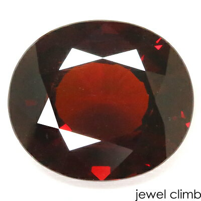 ◆その他のスペサルタイトガーネット はこちら◆ 　 宝石 スペサルタイトガーネット Spessartite Garnet 重量 11．92CT 　 形状 オーバル 寸法 13．0x15．0x6．7mm 　 産地 マダガスカル 硬度 7．5 　 品質 SI 色相 S 　 備考 『 カラーストーンの品質と色相の表記について　』 　 　 【赤色石】【オレンジ色石】 -------------------------------------------- ◆解らないことがございましたらお気軽にお問い合わせください。 　当店スタッフが丁寧にご説明させて頂きます。 ◆ジュエリー加工をご希望の方は、お気軽にご相談ください。 　≫≫クライム工房 ◆当店では 天然石 のダイヤモンド、ルビー、サファイア、エメラルド等 宝石の国 と呼ばれるタイをはじめ様々な地域から世界中の希少な宝石を直輸入価格にて販売しております。 クリスマス　お誕生日 にルースのみ、後日ジュエリー加工というのも可能です。 指輪やリングは勿論のこと、ペンダント・ネックレス・イヤリング・ピアス・ボディピアス等 あらゆるジュエリー、アクセサリーの制作をお承っております。 オリジナルジュエリーを簡単に作成が出来ます。初心者の方でもお気軽にご相談くださいませ。 　 --------------------------------------------情熱的な輝きを魅せる大粒結晶！ スペサルタイトガーネット11．92CT RECOMMEND POINT 　鮮やかに力強く放たれるレディッシュカラー 　　　　存在感ある結晶が情熱的に煌くスペサルタイトガーネットです。 ふくよかなオーバル結晶より溢れる光彩は 情熱的なレディッシュカラー 華やかな存在感をアピールするスペサルタイトガーネットです！ 落ち着いた地色の美しい結晶 透明感も非常に高く、炎のような煌びやかな輝きに 目を奪われます。 最初に発見されたドイツの産地、&quot;Spessart&quot;の地名に ちなんで名付けられた宝石。 赤みが強いオレンジ光彩は鉄とマンガンの含有によるものです。 ガーネットの中でも、一際力強い光彩。 11CTもの大粒結晶は、見応えある光彩を揺らめかせ 見る人を魅了してやみません。 バランスの整ったカットスタイル、鮮明な彩り、豊かな存在感 希少な美しさを宿した確かな美貌を宿した結晶。 情熱的な煌きの演出が素晴らしい このスペサルタイトガーネット。 当店で最上級クラスのSカラー 11CTの豊かな結晶の魅せる希少な美しさは 実物をご覧いただきたい貴重な一石です。 大粒結晶の放つ華やかな光彩を 是非お近くでご覧ください。 　