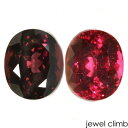 ◆その他のロードライトガーネットはこちら◆ 　 宝石 ロードライトガーネット Rhodolite Garnet 重量 4．30CT 　 形状 オーバル 寸法 8．24x10．02x6．06mm 　 産地 インド 硬度 7．5 　 品質 SI 色相 S 　 備考 『 カラーストーンの品質と色相の表記について　』 【ルース鑑別書付き】 　 　 【赤色石】 -------------------------------------------- ◆解らないことがございましたらお気軽にお問い合わせください。 　当店スタッフが丁寧にご説明させて頂きます。 ◆ジュエリー加工をご希望の方は、お気軽にご相談ください。 　≫≫クライム工房 ◆当店では 天然石 のダイヤモンド、ルビー、サファイア、エメラルド等 宝石の国 と呼ばれるタイをはじめ様々な地域から世界中の希少な宝石を直輸入価格にて販売しております。 クリスマス　お誕生日 にルースのみ、後日ジュエリー加工というのも可能です。 指輪やリングは勿論のこと、ペンダント・ネックレス・イヤリング・ピアス・ボディピアス等 あらゆるジュエリー、アクセサリーの制作をお承っております。 オリジナルジュエリーを簡単に作成が出来ます。初心者の方でもお気軽にご相談くださいませ。 　 --------------------------------------------【ルース鑑別書付き】 神秘の彩りをお楽しみ下さい！ レッドグレープガーネット4．30CT RECOMMEND POINT 鮮やかな光彩が魅惑的な大粒レッドグレープガーネットです。 インド・オリッサ州「Naktamunda」鉱山から産出された 赤みの強い美しい色彩に魅了されるロードライトガーネット。 紫みの濃いロードライトガーネットは別名で グレープガーネットと呼ばれることもあり 熟成された赤葡萄を思わせるような深みのある 美しい色彩が特徴的なルースです。 このルースはその中でも、さらに赤みが増した希少なガーネットで コマーシャルネームとして、レッドグレープガーネットと呼んでおります。 　 ＜＜蛍光ライト撮影＞＞ 　　　特色としては、一般的な紫色のロードライトガーネットより パイロープ成分比が高い為鮮やかな赤紫色となり、 ペンライトの光を当てるとより一層赤みが増します。 均整のとれたオーバルカットプロポーションからは 鮮やかな光彩がキラキラと煌いており、 ペンライトをあてる角度によってより一層深く、 鮮明なレッドカラーが顔を覗かせます。 　 ＜＜ペンライト撮影＞＞ 4CTの大粒サイズにして内包物も少なくとてもクリア。 輝きの粒が細かく非常に上品に輝く一石です。 ペンダント等のジュエリーにも是非お勧め致します。
