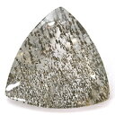 　 宝石 デンドリチック 　クォーツDendritic Quartz 重量 13．13CT 　 形状 トリリアント 寸法 18．0x17．9x8．6mm 　 産地 ブラジル /ミナスジェライス州 硬度 7 　 品質 −− 色相 −−（神秘的な絵画模様） 　 備考 『 カラーストーンの品質と色相の表記について　』 　 　 【無色石】【稀少石】 -------------------------------------------- ◆解らないことがございましたらお気軽にお問い合わせください。 　当店スタッフが丁寧にご説明させて頂きます。 ◆ジュエリー加工をご希望の方は、お気軽にご相談ください。 　≫≫クライム工房 ◆当店では 天然石 のダイヤモンド、ルビー、サファイア、エメラルド等 宝石の国 と呼ばれるタイをはじめ様々な地域から世界中の希少な宝石を直輸入価格にて販売しております。 クリスマス　お誕生日 にルースのみ、後日ジュエリー加工というのも可能です。 指輪やリングは勿論のこと、ペンダント・ネックレス・イヤリング・ピアス・ボディピアス等 あらゆるジュエリー、アクセサリーの制作をお承っております。 オリジナルジュエリーを簡単に作成が出来ます。初心者の方でもお気軽にご相談くださいませ。 　 --------------------------------------------5月22日の誕生日石 デンドリチッククォーツ13．13CT RECOMMEND　POINT 　　　結晶いっぱいにビッシリと入り込んだ 　　　　　　　　　細かなデンドライトが神秘的なデンドリチッククォーツです。 世界に同じものがふたつと存在しない自然の芸術品デンドリチッククォーツ 長い年月をかけて生み出されたこの自然の芸術的な模様は、 酸化マンガンなどの内包物(デンドライト)が樹枝状にインクルージョンしたものです。 クォーツの結晶内に描かれたデンドライト・アートがとても魅力的で 世界的に多くのコレクターファンを持つ希少なデンドリチッククォーツ！ 自然の神秘が詰まった結晶の中のアートをお楽しみください。 　 &lt;&lt;新アイテム！ HDMI対応デジタルスコープ&gt;&gt; 自然が生み出した特殊なインクルージョンをより細かく、驚きの倍率で！