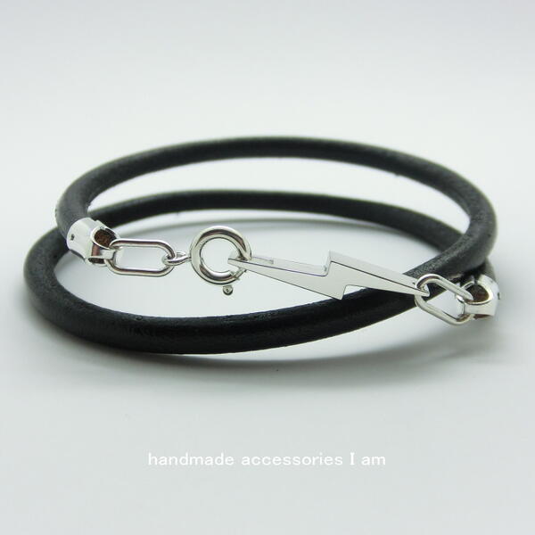 ハンドメイド　稲妻　牛皮　ブラックレザーブレスレット　引き輪タイプ　シルバー925　19cm