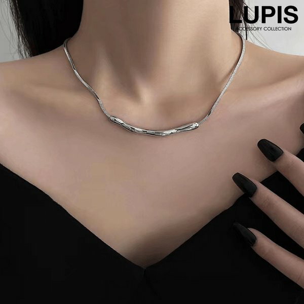ネックレス スネークチェーン メタル ニュアンス こなれ感 変形 シンプル スタイリッシュ カジュアル きれいめ モード シルバー 安い 激安 LUPIS ルピ...