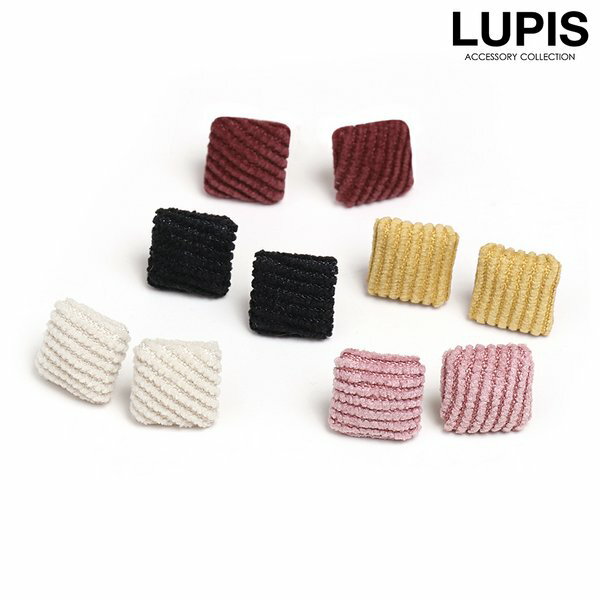 ピアス レディース コーデュロイ スクエア シンプル 秋冬 ワンポイント カラー おしゃれ 激安 安い プチプラ LUPIS ルピス