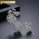 【全品70%OFFクーポン 円高還元セール!!4/20-21】 ピアス 両耳用 キュービックジルコニア ホワイト 真鍮 シルバー スタッド アシンメトリー エレ...
