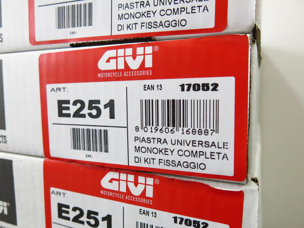 ¨Ǽ GIVI ���� E251 ���ѥ١����ץ졼�� ��Υ����������� �ե��åƥ��󥰥��å���°