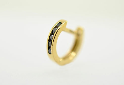 K18 イエローゴールド ブラックダイヤモンドリングピアス片耳用 D0.05ct ギフト対応