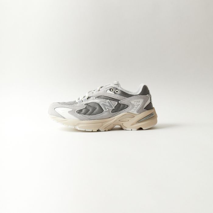 NewBalance（ニューバランス）『ML725』