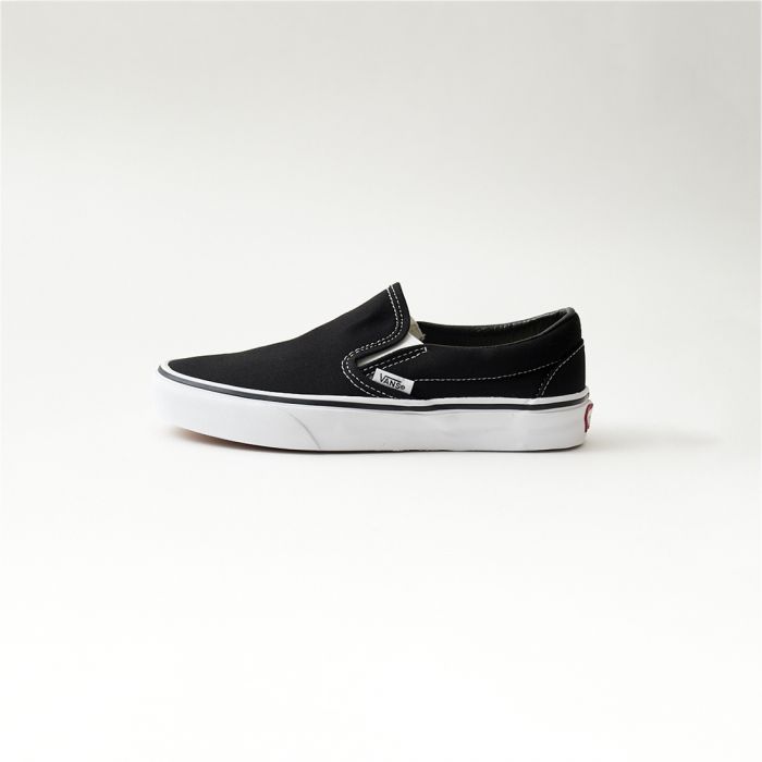 【送料無料】 VANS バンズ クラシックスリッポン VN000EYEBLK レディース 靴 スニーカー 23.0-24.0cm ブラック