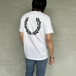 【送料無料】 FRED PERRY フレッドペリー ビックローレルリースロゴ バックプリントTシャツ M7784-JF メンズ トップス 半袖 2024SS M/L ホワイト/ブラック