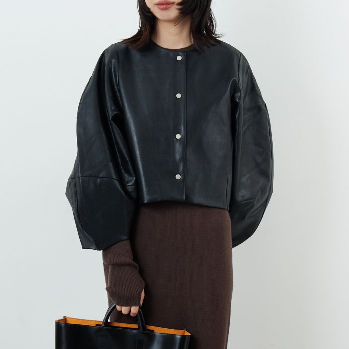 【送料無料】 WILLFULLY ウィルフリー 2WAYボリュームスリーブ シンセティックレザーショートジャケット 2522-OU-16 レディース アウター 2025AW F ブラック