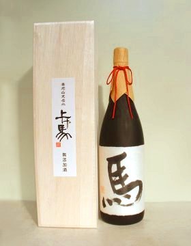 上げ馬 純米大吟醸 瓶囲い「馬」1800ml 木箱入 家飲み お歳暮 御中元 御祝 御礼