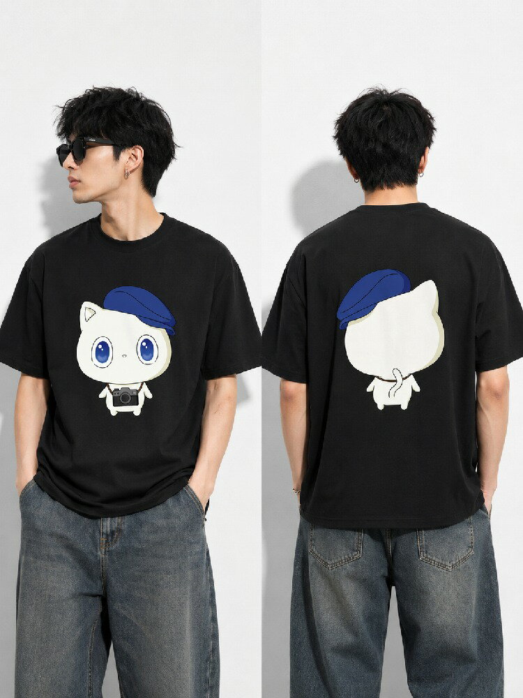 太平猫 アーティストコラボ ベレー帽のお散歩カメラマン プリント Tシャツ - ゆったり半袖丸首 綿 カジュアル ストリート キュートキャラクター メンズ レディース 男女兼用 前後プリント 公式ライセンス