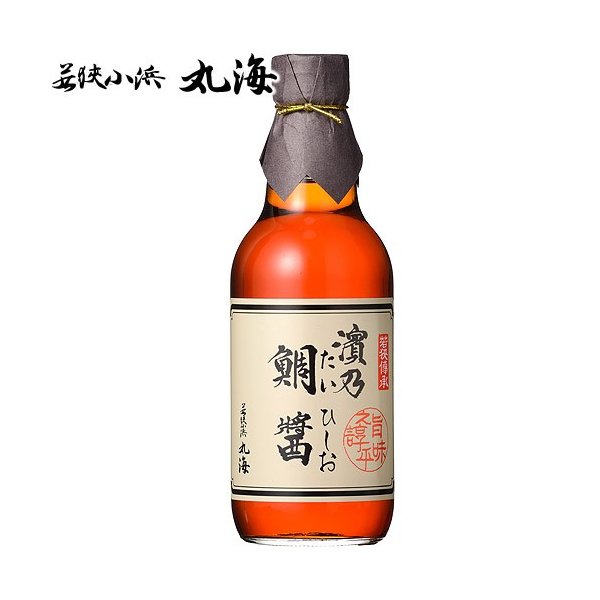 海の幸に恵まれた若狭小浜でつくられた濱醤油です。 濱乃 鯛醤は、近海の新鮮なレンコダイの身だけを使い、塩と清水で半年熟成させた贅沢な一番絞り。 鯛の旨味を凝縮した魚醤は臭みもなく、希釈してツユに、料理の隠し味に活躍する1本です。 通販人気商品のオススメ用途: お土産 手土産 パーティー プレゼント お祝い 祝い 誕生日 お正月 バレンタイン ホワイトデー 母の日 父の日 おひな祭り 端午の節句 ハロウィーン クリスマス 賞品 粗品 コンペ オードブル おつまみ 自分へのご褒美 楽しみの時間に 美味しいものを食べたい時に 商品名:濱乃鯛醤 メーカー:小浜海産物 原材料:キダイ(レンコダイ)、かつおぶしエキス、食塩、昆布エキス、果糖、 調味料(アミノ酸等)、香辛料、卵白 内容量:400g 賞味期限:製造日より1年 保存方法:直射日光、高温多湿を避け、開封後は冷蔵庫(10℃以下)で保管し、30日以内にお召し上がりください。 注意事項: 原材料の一部に卵を含みます。 塩分が高いので希釈してお使いください。 本商品はメーカー直送品です。他メーカーの商品とは同梱できません。詳しくは下記の同梱パターン例でご確認ください。 掲載商品は、メーカーのリニューアルに伴い、 パッケージ画像・成分・容量等が事前の告知なく変更になる場合があります。 そのため、掲載されている画像と異なる商品をお届けする場合もございます。