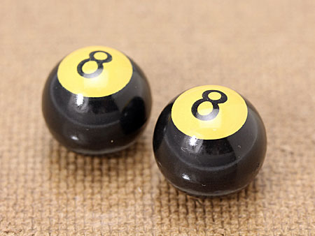 エアバルブキャップ 車 バイク カー用品 カーアクセサリー アメリカ 8ボール 8BALL 2個セット ブラック 【メール便OK】＿AC-AA111EB-MON