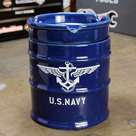 ミリタリー 灰皿 おしゃれ 陶器製 面白い ドラム缶 US NAVY アメリカ海軍 アメリカ アメリカン雑貨＿TW-028-HYS