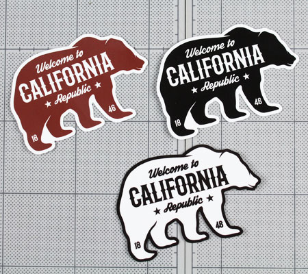 ステッカー アメリカン おしゃれ かっこいい 車 クマ 熊 カリフォルニア アウトドア キャンプ スーツケース カーステッカー Welcome to California Decal グリズリー サイズM 【メール便OK】＿SC-WCR1850M-AHD