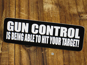 ステッカー ヘルメット 車 アメリカン おしゃれ バイク かっこいい GUN CONTROL IS BEING ABLE TO HIT YOUR TARGET! 銃規制とは狙った相手のみを的確に撃つことだ! 【メール便OK】_SC-047-GEN