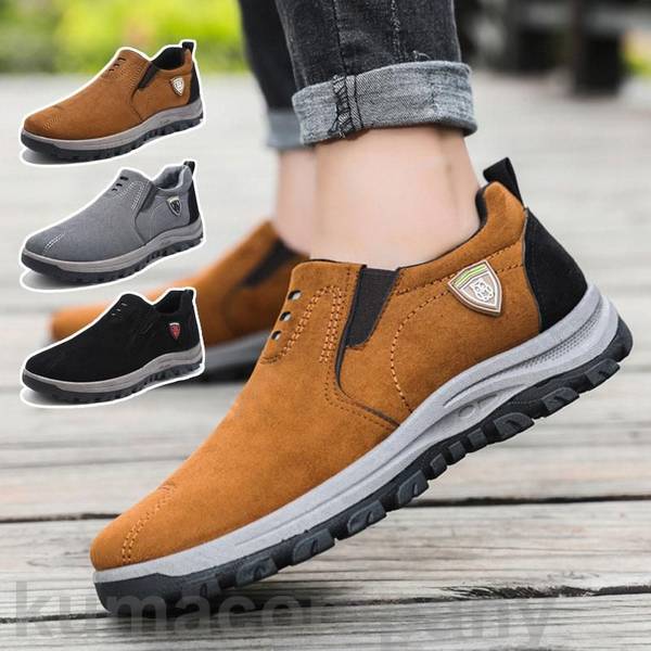 カラー：ブラック、グレー、ブラウンサイズ：39/24.5、40/25.0、41/25.5、42/26.0、43/26.5、44/27.0ソール素材または裏地: ゴム留め具の種類: 紐【多目的に使えて便利なカップルシューズ】透気メッシュアッパーと吸汗速乾タオル生地ライナーと耐摩耗?防滑アウトソールの為、テニスシューズ、ジョキングシューズ、トラベルシューズ、ランニングシューズ、ウォーキングシューズ等あらゆる場面にお使い頂ける万能靴です。【嬉しい履き心地とファッション感】外見のスマートさだけではなく、日本の方の足サイズに合わす3Eで軽量に作られた為、長時間使っても疲れにくいし、嬉しい履き心地とファッション感が両立した人気シューズです。