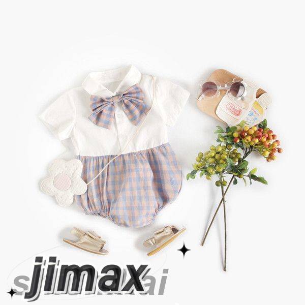 商品詳細 商品内容 ロンパースのみ 生地 綿など カラー 写真通り サイズ 0-6M（59cm）　着丈：40cm　 バスト：50cm 6-12M（66cm）　着丈：42cm　 バスト：54cm 12-18M（73cm）　着丈：45cm　 バスト：58cm 18-24M（80cm）　着丈：47cm　 バスト：62cm 2-3歳（90cm）　着丈：50cm　 バスト：66cm ※サイズはスタッフが平置きで採寸致しております。若干誤差が生じる場合もございます。 商品紹介 女の子用ロンパースです。 丈夫でお肌に優しいコットン素材で、部屋着でもお出かけ着でも大活躍！ ご注意 ■ご注意（必ずご確認ください） ●インポート商品について 当店では、国内外よりセレクトしたアイテムを取り扱っております。海外の商品につきましては各国の縫製基準をクリアしておりますが、日本の基準に比べ作りが大まかな部分がございます。 海外にて検品後、日本に到着後も当店にて検品をおこなっておりますが下記のような場合がございます。 ?縫製の糸の処理やボタンの縫い付けが甘い ?生地や付属品のインク臭 ?色違いの糸による縫製 ?柄合わせができていない ?製造、加工の際に生じる小さなシミやほつれ ?大まかな作りによる若干の形のゆがみ ?他繊維の混じりによる縫製 ?ベルトなどの穴の若干のゆがみ 以上のような場合での返品?交換はお受けできませんのであらかじめご了承くださいませ。 上記のような点が気になる方は海外製品をおすすめすることができませんので、あらかじめインポート商品をご理解頂きました上でのご購入をお願い致します。