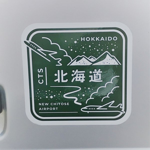 【AZUSA OKUMURA／NEW CHITOSE 新千歳空港 ステッカー スクエア】のサムネイル