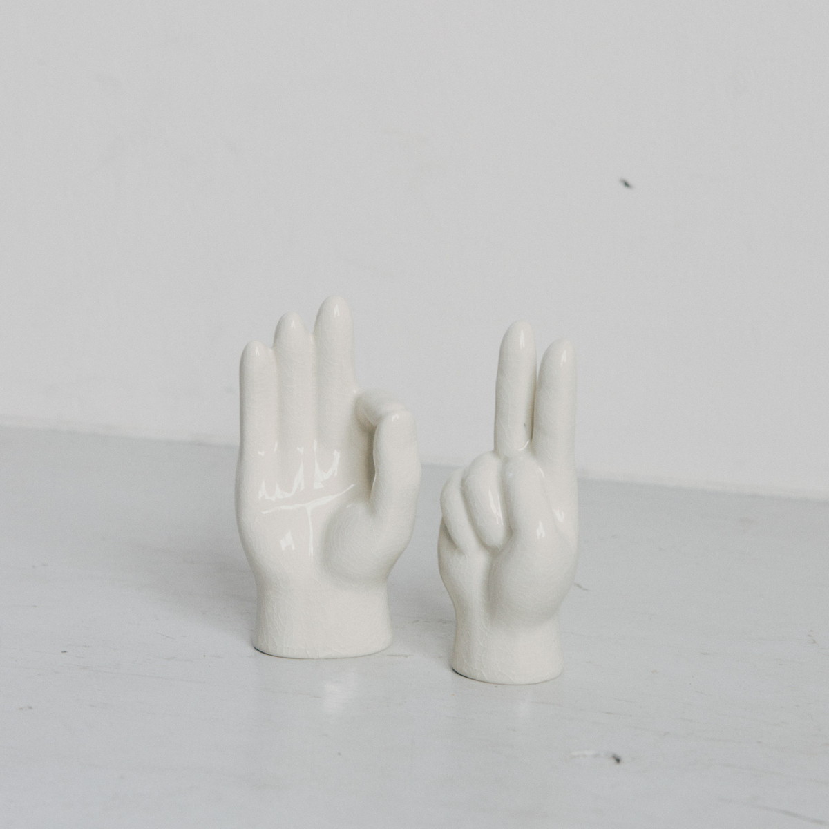 PORCELAIN HAND OBJET DETAIL アー