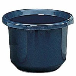 【返品種別B】□「返品種別」について詳しくはこちら□【こちらのアイリス製品につきまして】ご購入後の初期不良・不具合などのアフターサポートにつきましては、下記窓口にご連絡ください。［アイリスコール］電話番号：0120-211-299【受付時間】平日：9:00〜17:00、土日祝：9:00〜12:00、13:00〜17:00初期不良・不具合につきましては、メーカーにて直接ご対応させていただく場合がございます。あらかじめご了承ください。■外箱について配送中に外箱に汚れや傷が生じる場合がございます。誠に申し訳ございませんが、外箱のみの汚れや傷による商品の交換や返品は受け付けておりません。(商品に破損・欠品があった場合は、その限りではございません。)◆肉厚でしっかりとしたデザインの中鉢です。◆フランジ部の傾斜がスッキリしているので植物を一層引き立てます。◆上げ底メッシュ構造なので、通気性と排水性に優れ、根ぐされを防止します。■　仕　様　■本体寸法(約)：幅φ246×奥行φ246×高さ172mm土の容量(約)：4.5L鉢底サイズ(約)：140φ重さ(約)：295g主要材質：ポリプロピレン[テイルトナカハチ8ゴウブル]アイリスオーヤマアウトドア＞ガーデン・エクステリア用品＞プランター